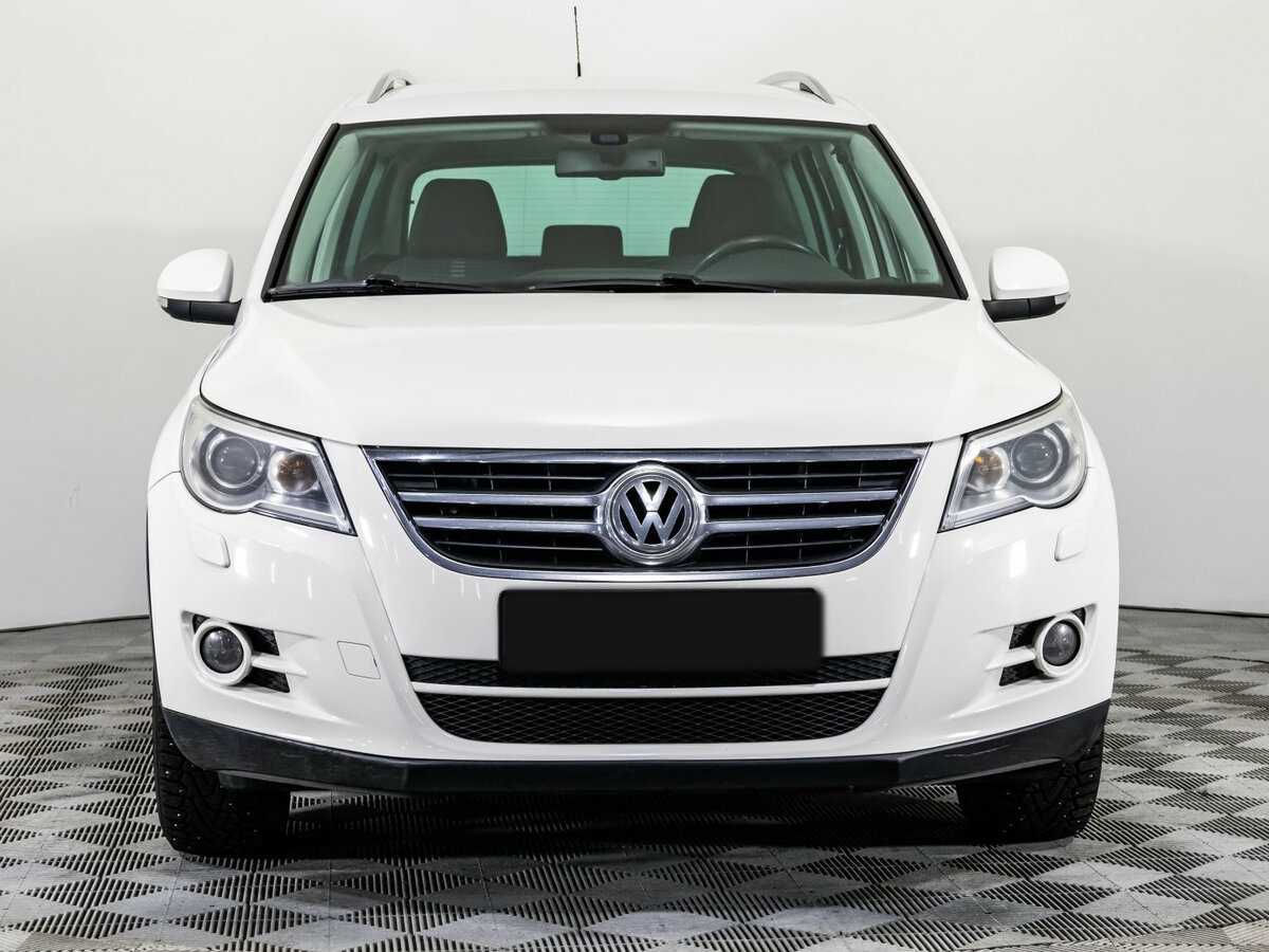 Volkswagen Tiguan с пробегом — 2010 год. Фото: #1