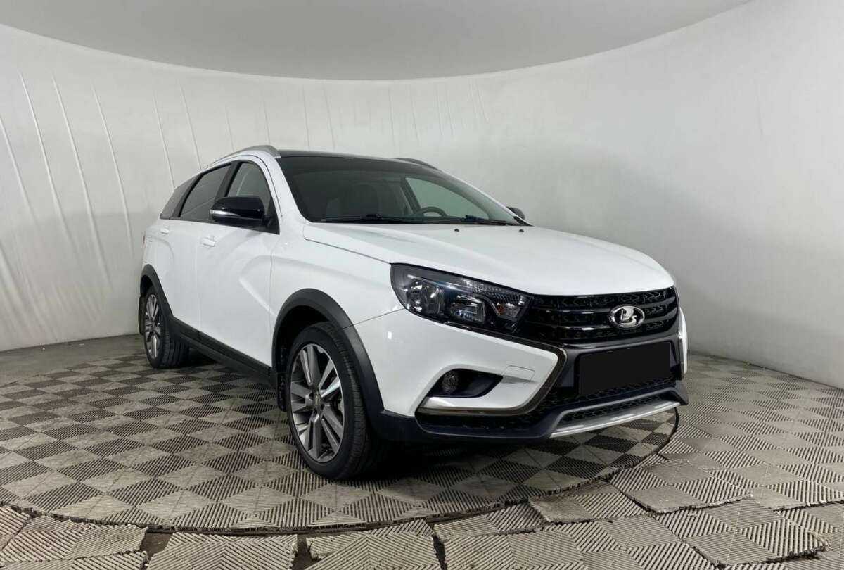 Lada (ВАЗ) Vesta с пробегом — 2021 год. Фото: #2