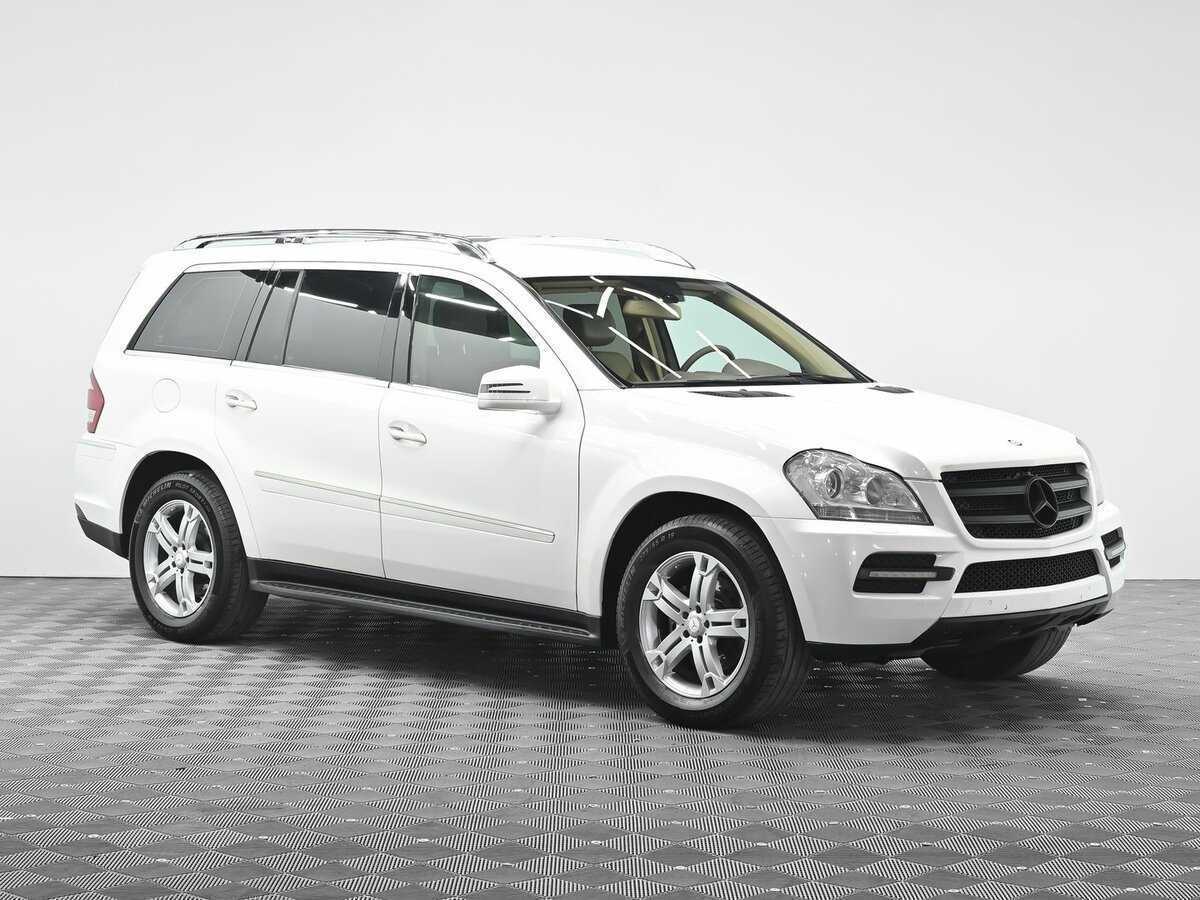 Mercedes-Benz GL-Класс с пробегом — 2010 год. Фото: #1