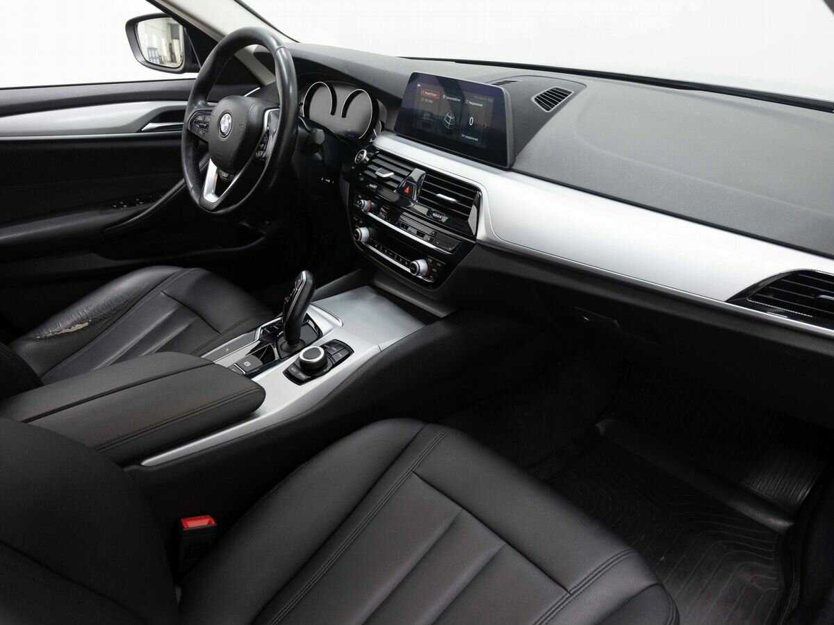 BMW 5 серии с пробегом — 2019 год. Фото: #12