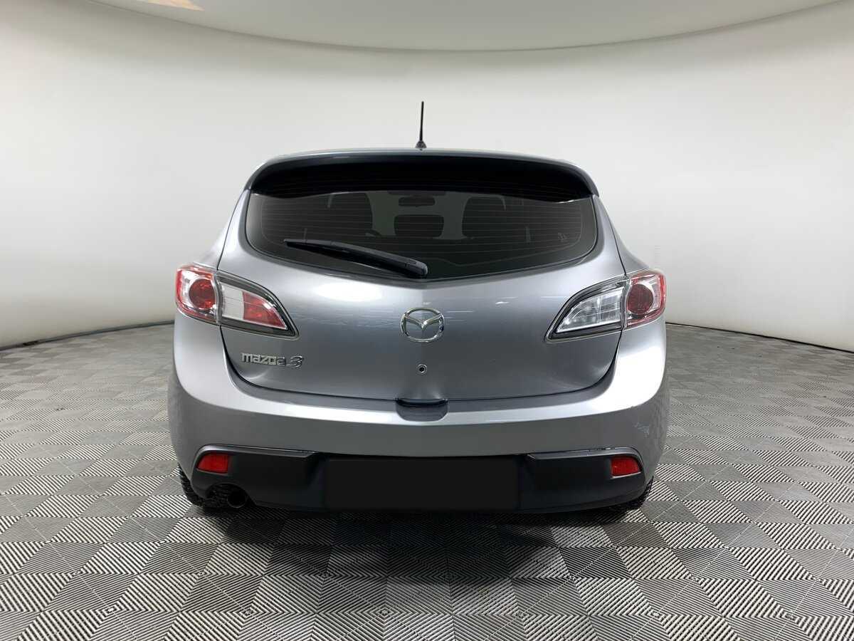 Mazda 3 с пробегом — 2011 год. Фото: #5