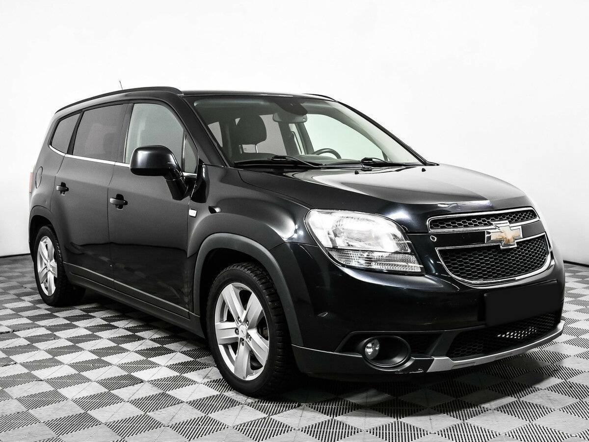 Chevrolet Orlando с пробегом — 2012 год. Фото: #2