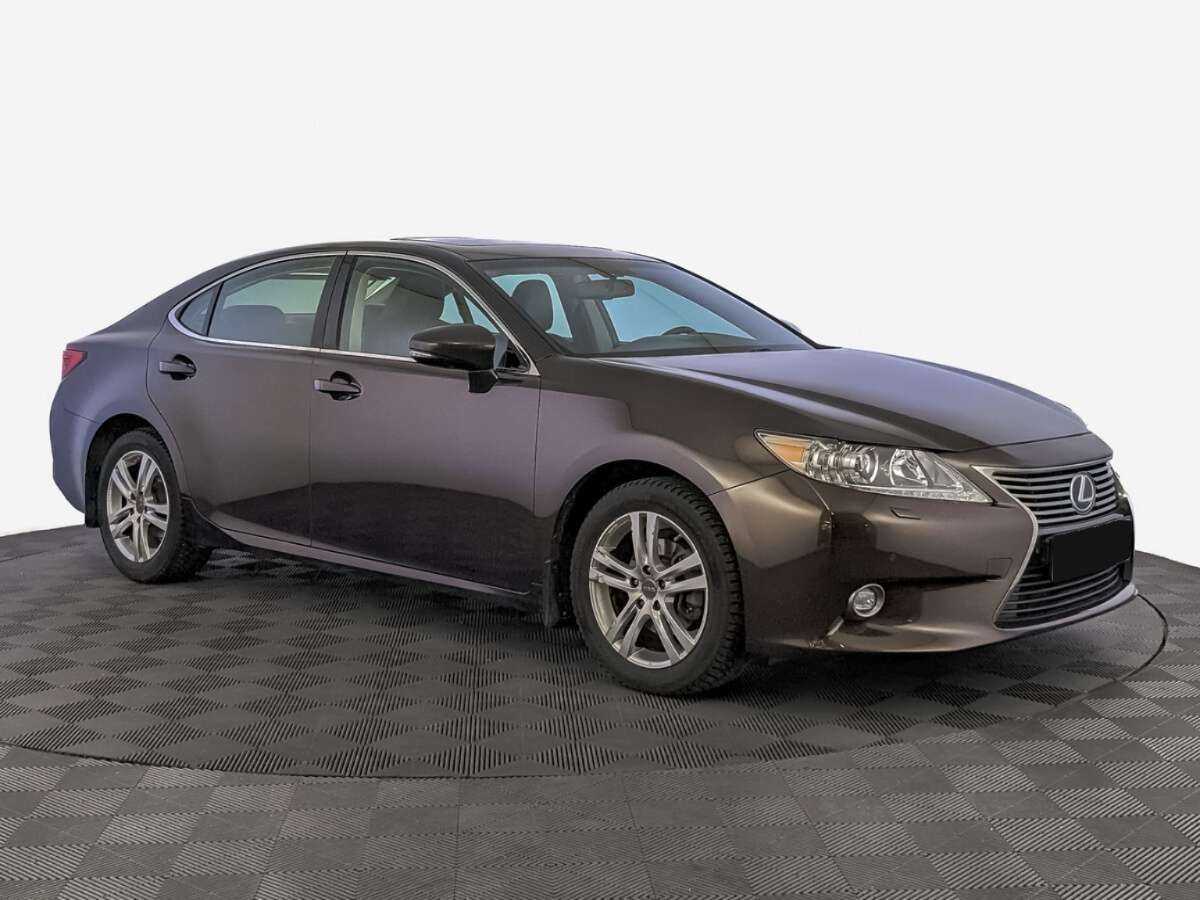 Lexus ES с пробегом — 2014 год. Фото: #2