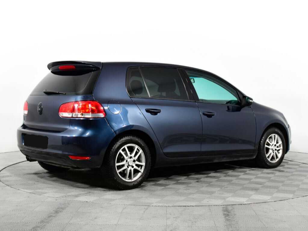 Volkswagen Golf с пробегом — 2011 год. Фото: #4