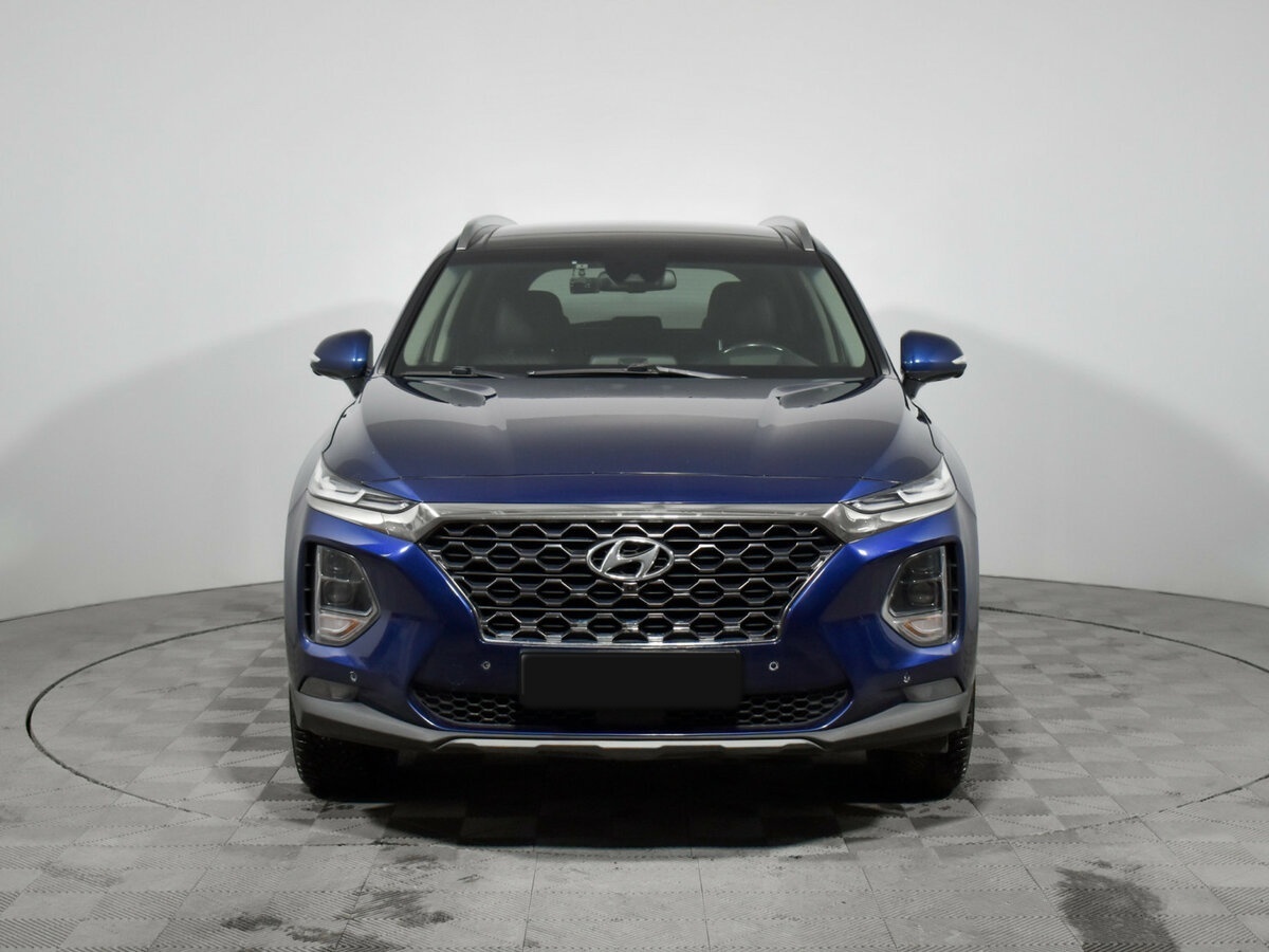 Hyundai Santa Fe с пробегом — 2019 год. Фото: #1