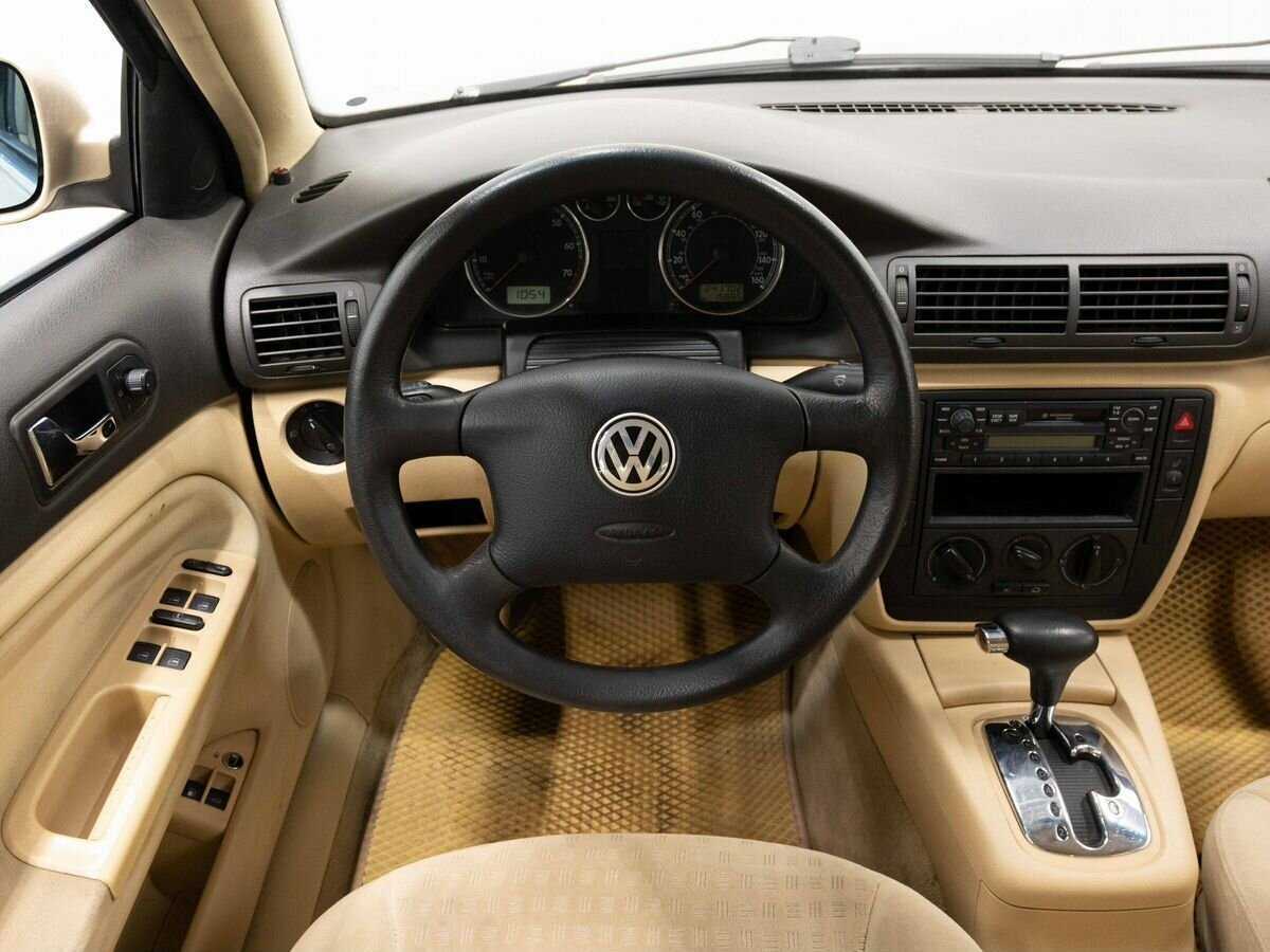 Volkswagen Passat с пробегом — 2001 год. Фото: #13