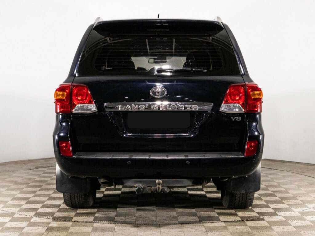 Toyota Land Cruiser с пробегом — 2014 год. Фото: #5