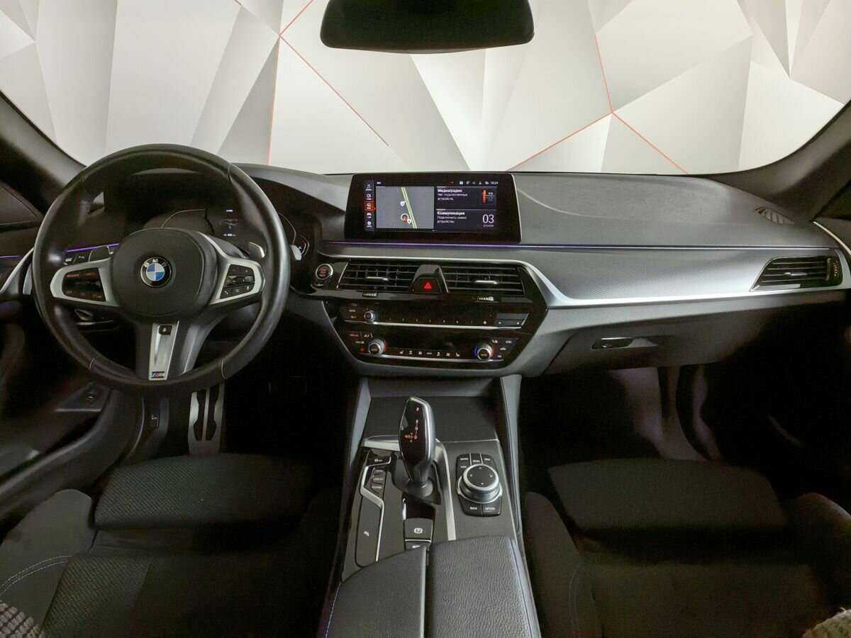 BMW 5 серии с пробегом — 2020 год. Фото: #9