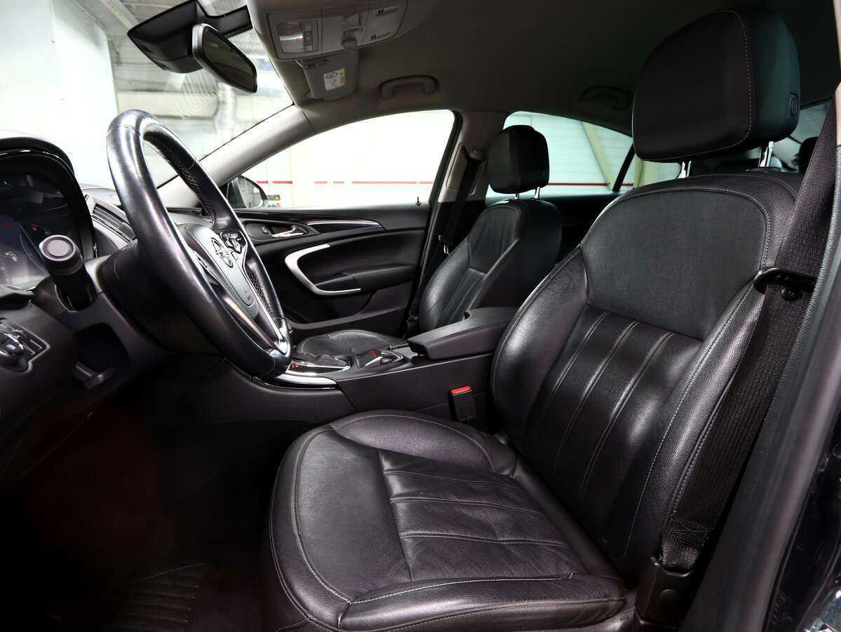 Opel Insignia с пробегом — 2014 год. Фото: #9