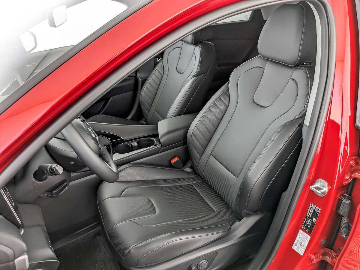 Hyundai Elantra с пробегом — 2022 год. Фото: #19