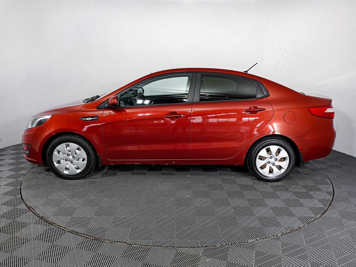Kia Rio с пробегом — 2011 год. Фото: #7