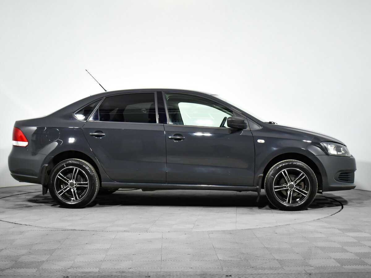 Volkswagen Polo с пробегом — 2011 год. Фото: #3