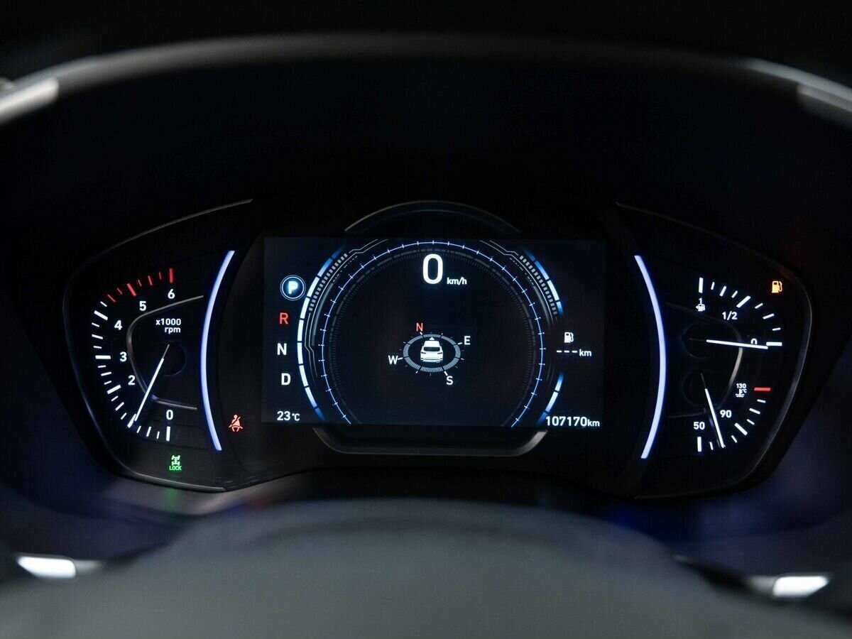 Hyundai Santa Fe с пробегом — 2019 год. Фото: #16