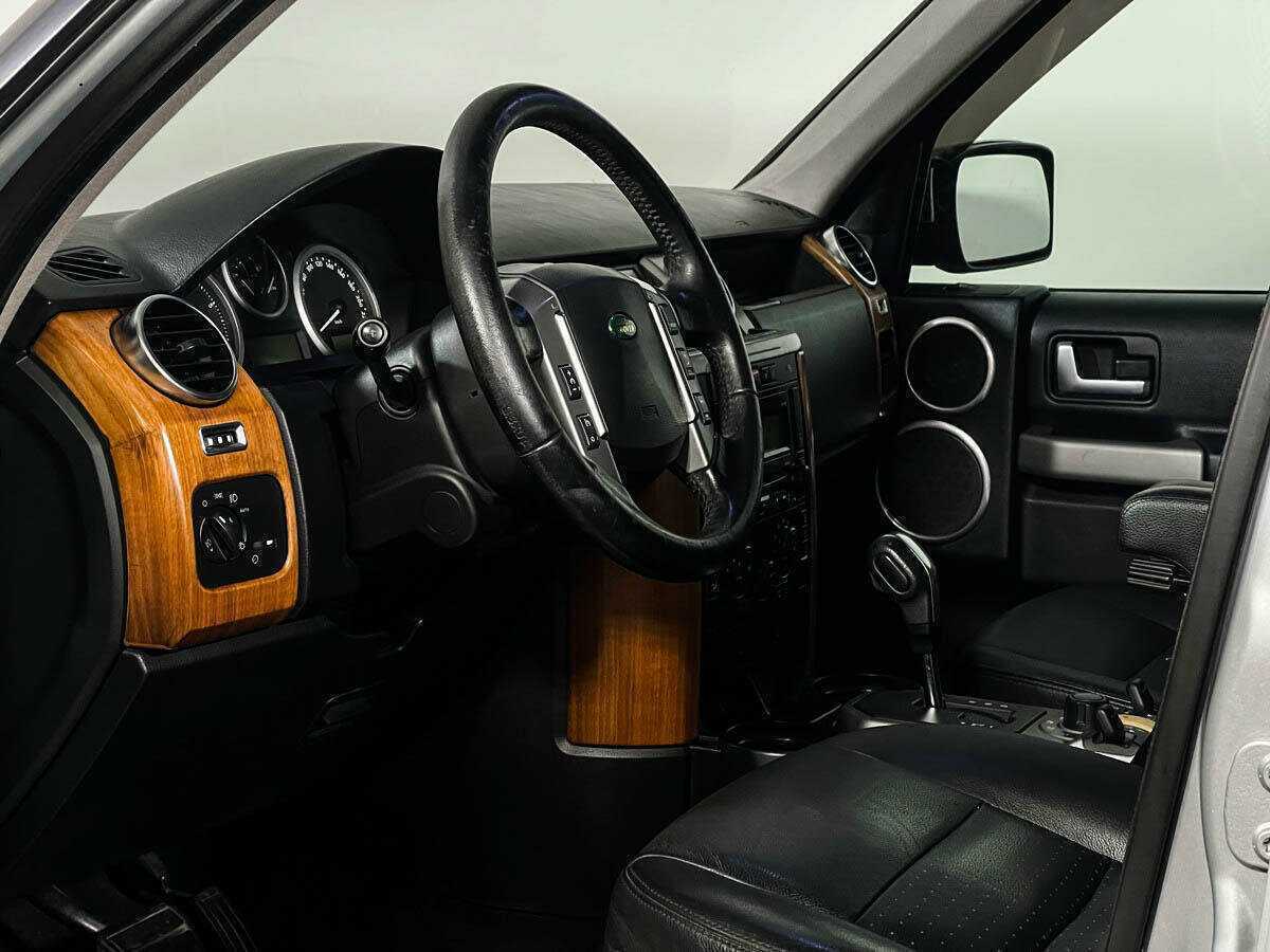 Land Rover Discovery с пробегом — 2008 год. Фото: #12