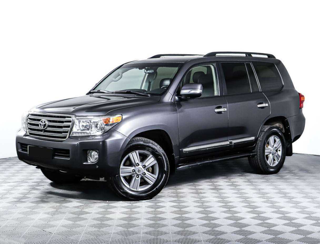 Toyota Land Cruiser с пробегом — 2012 год. Посмотреть фото