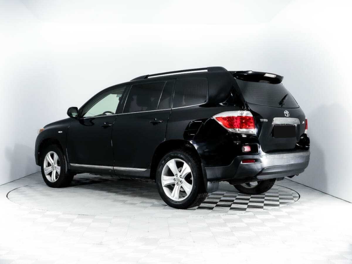 Toyota Highlander с пробегом — 2013 год. Фото: #6