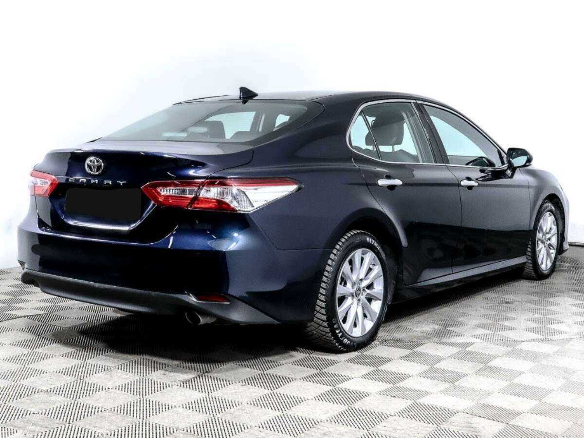 Toyota Camry с пробегом — 2020 год. Фото: #2