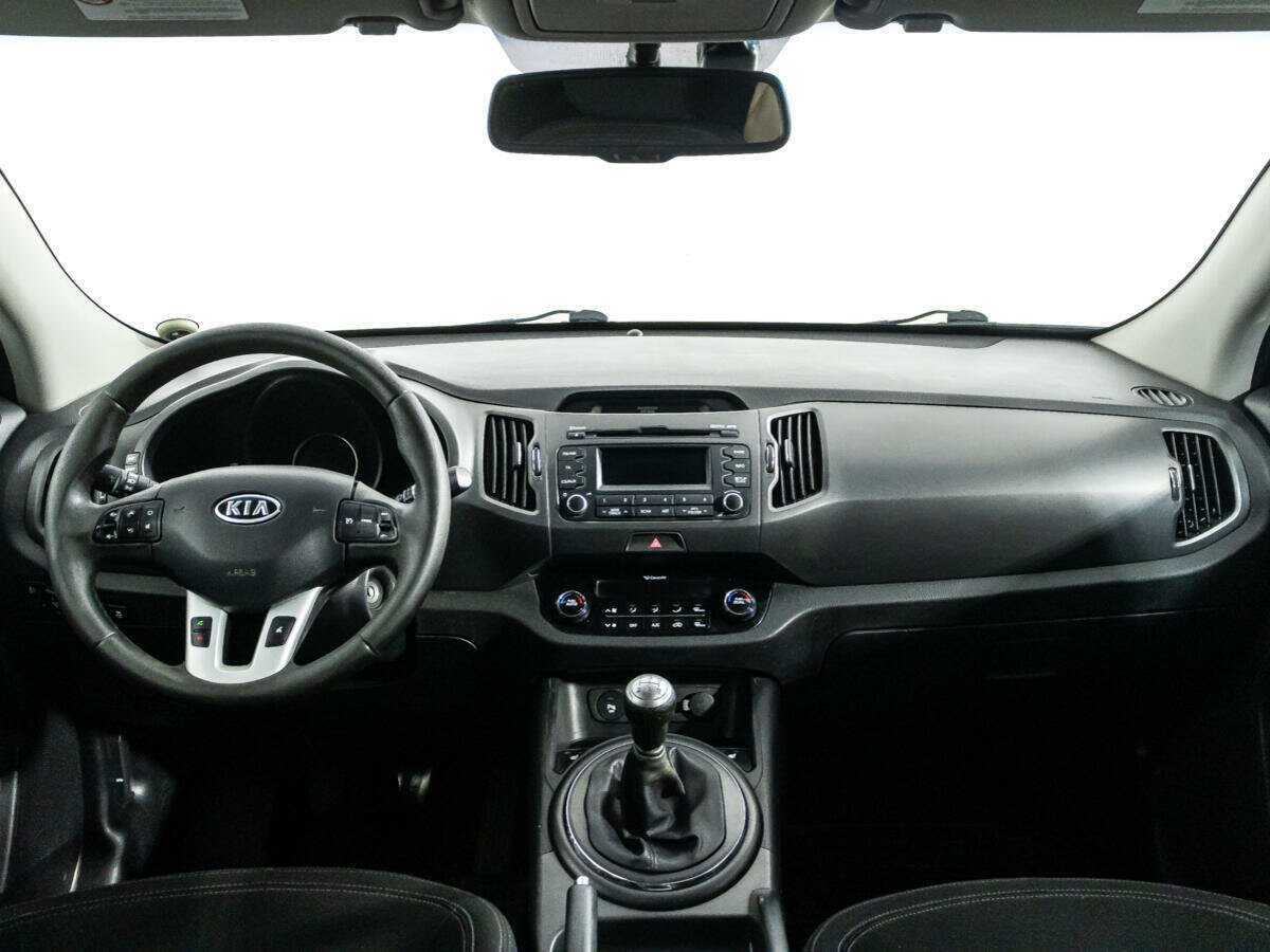 Kia Sportage с пробегом — 2011 год. Фото: #12