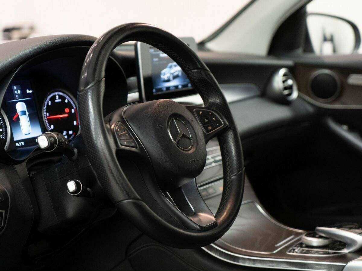Mercedes-Benz GLC с пробегом — 2018 год. Фото: #4