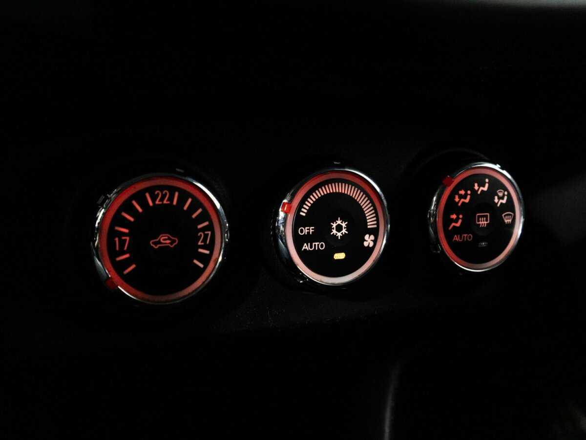 Mitsubishi Outlander с пробегом — 2011 год. Фото: #16