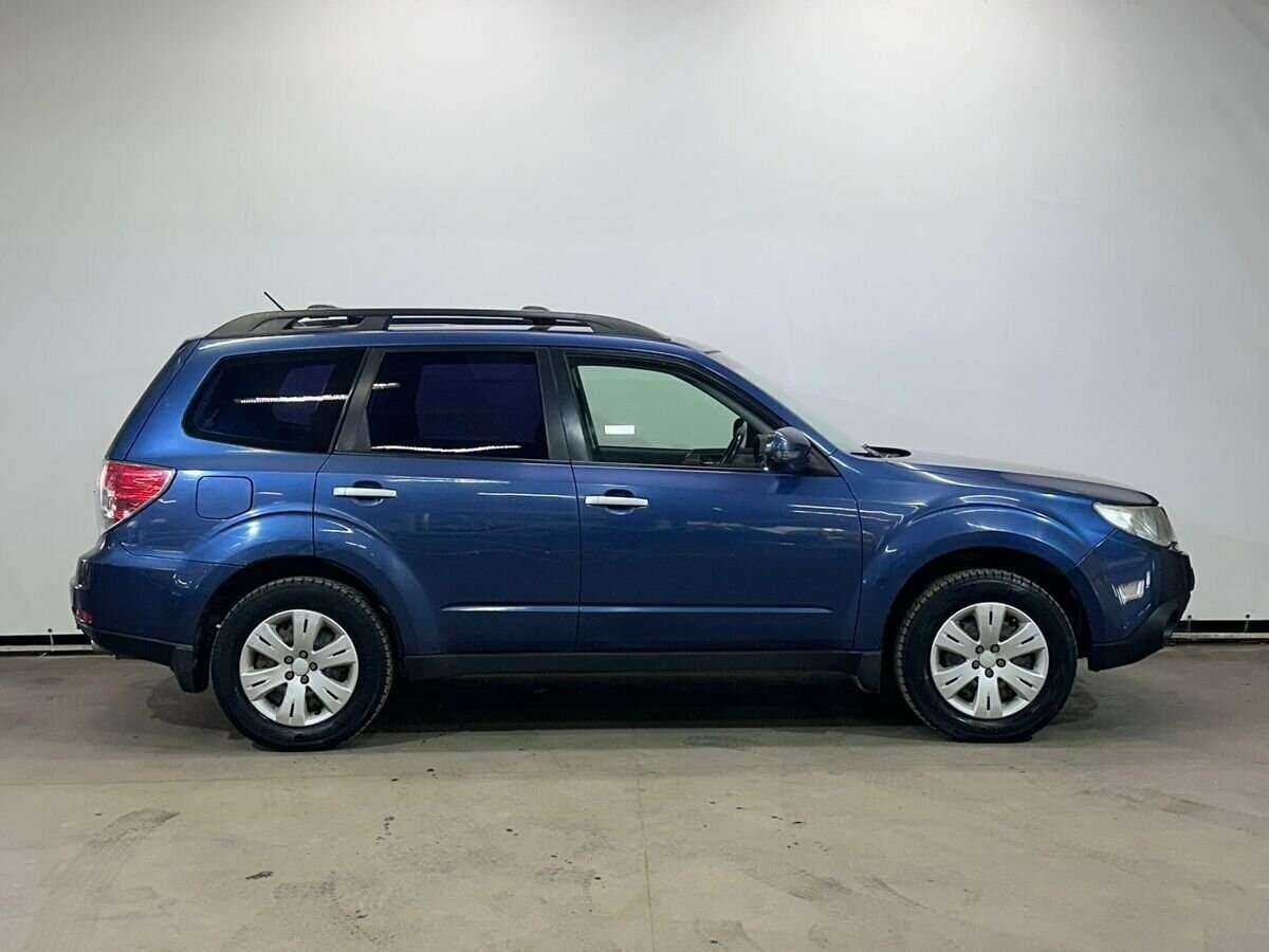 Subaru Forester с пробегом — 2011 год. Фото: #3