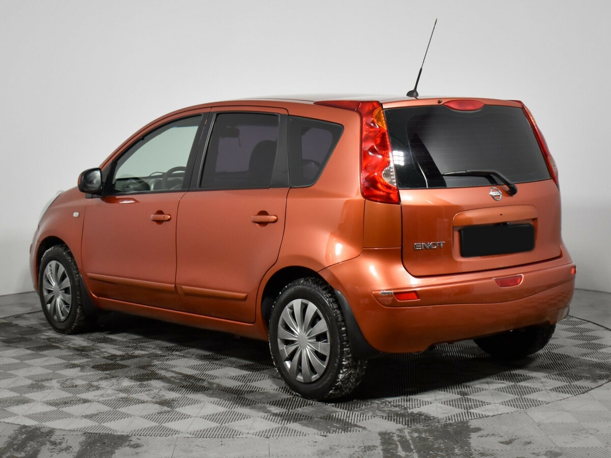 Nissan Note с пробегом — 2007 год. Фото: #6