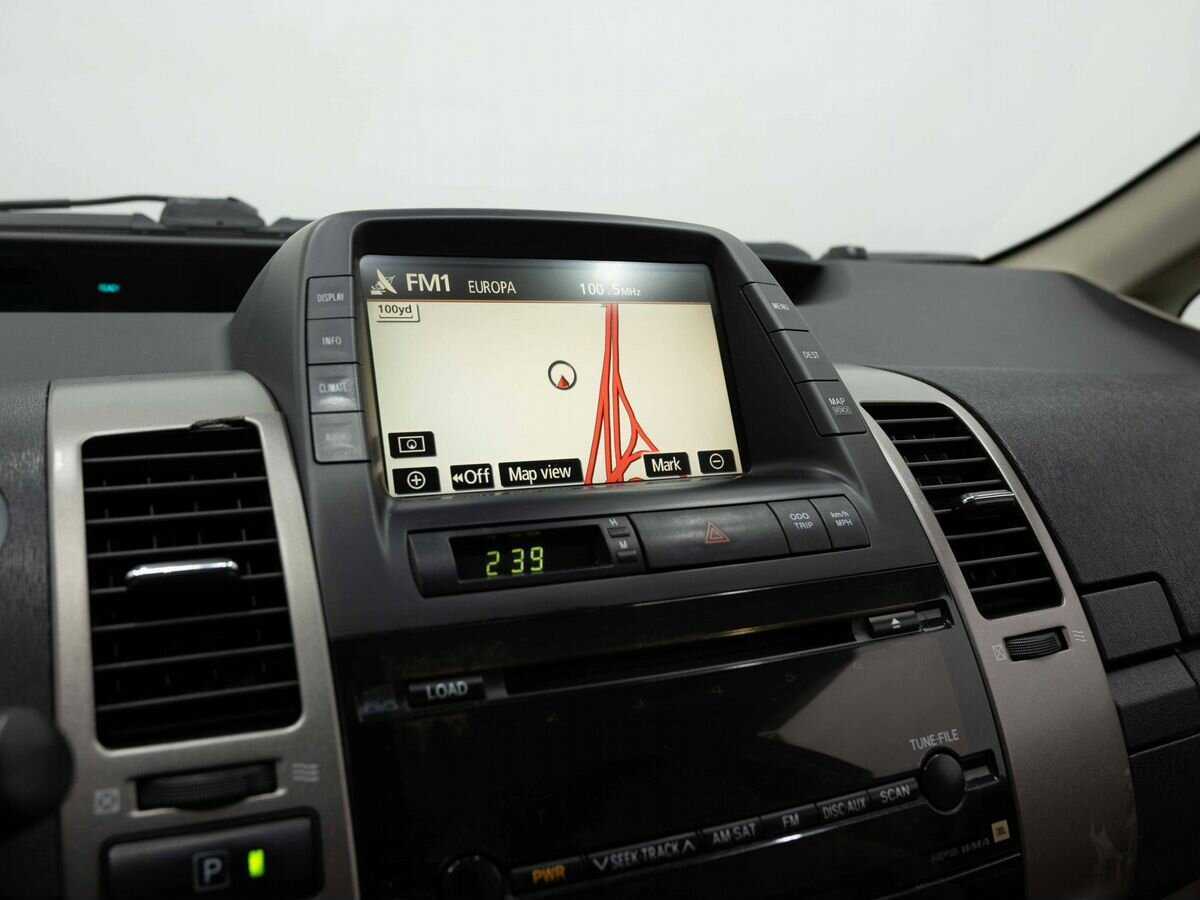 Toyota Prius с пробегом — 2008 год. Фото: #17