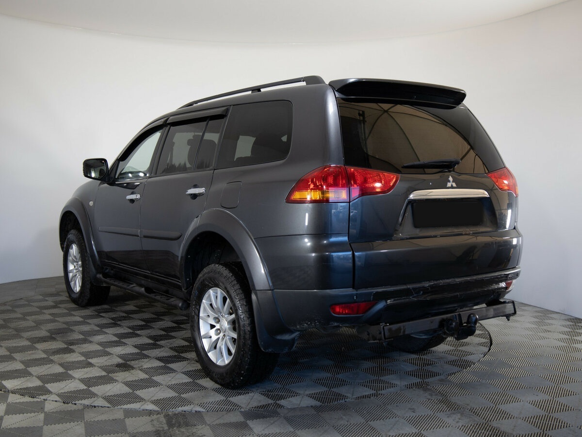 Mitsubishi Pajero Sport с пробегом — 2010 год. Фото: #6