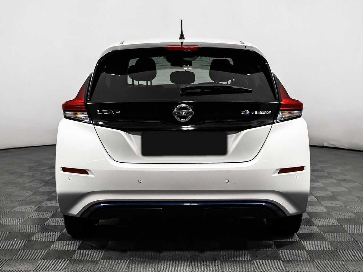 Nissan Leaf с пробегом — 2017 год. Фото: #5