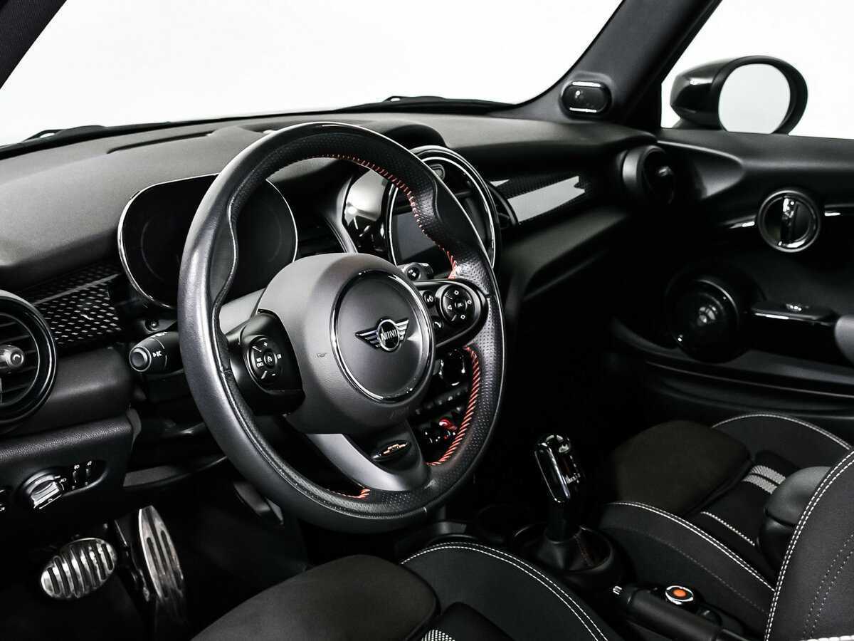 Mini Hatch с пробегом — 2020 год. Фото: #11