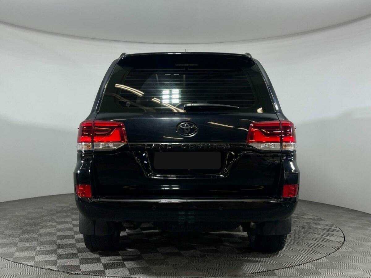 Toyota Land Cruiser с пробегом — 2016 год. Фото: #5