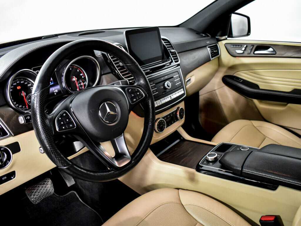 Mercedes-Benz GLE Coupe с пробегом — 2019 год. Фото: #8