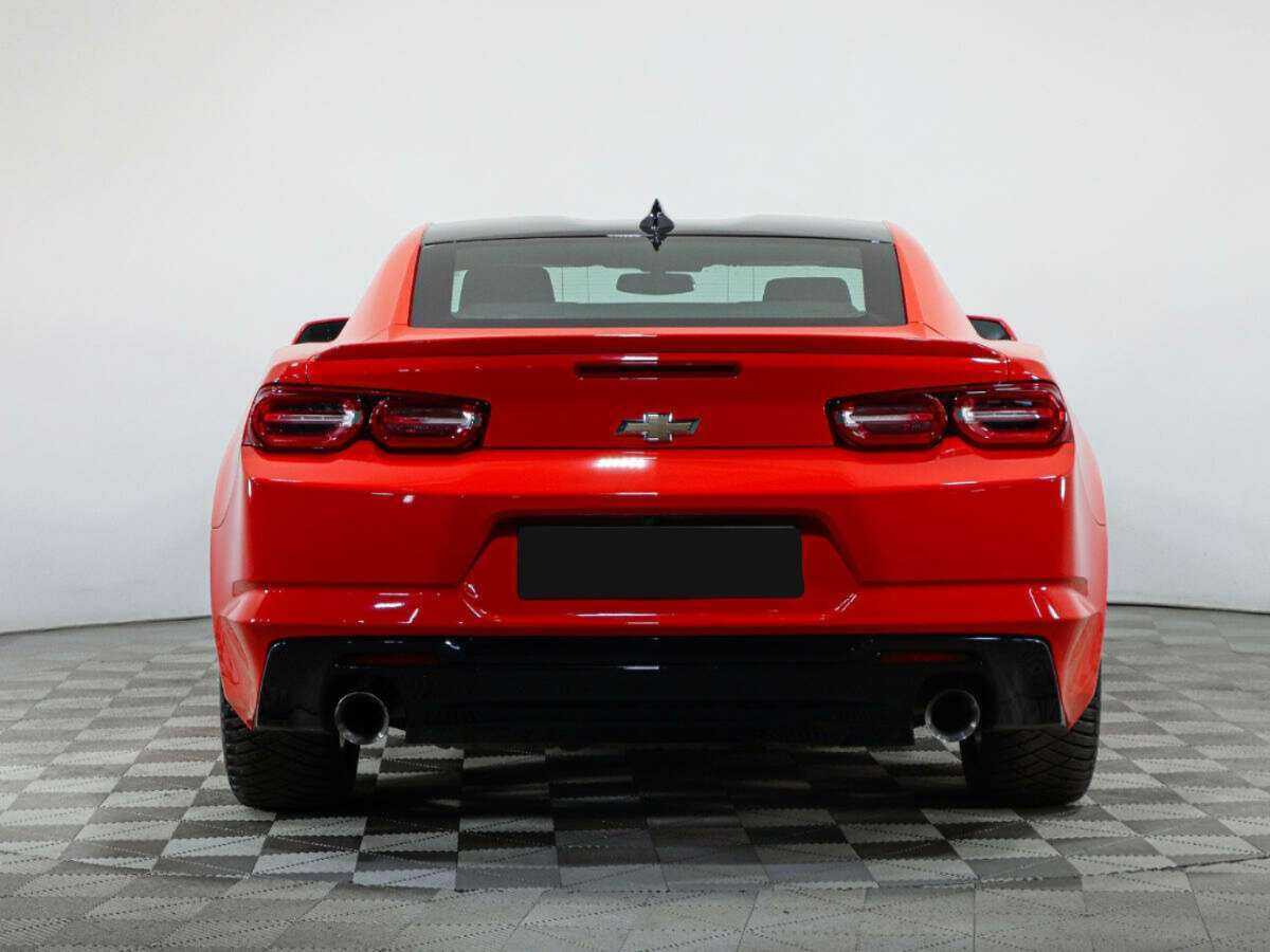 Chevrolet Camaro с пробегом — 2021 год. Фото: #5