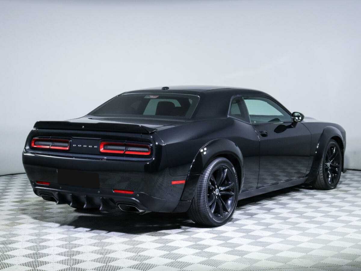 Dodge Challenger с пробегом — 2019 год. Фото: #4