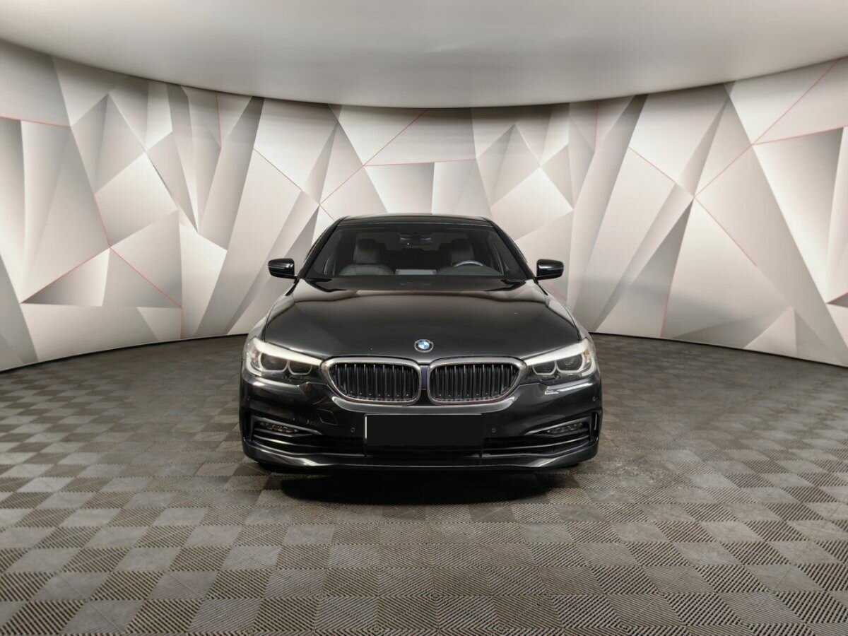BMW 5 серии с пробегом — 2017 год. Фото: #6