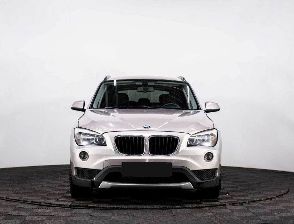 BMW X1 с пробегом — 2013 год. Фото: #1
