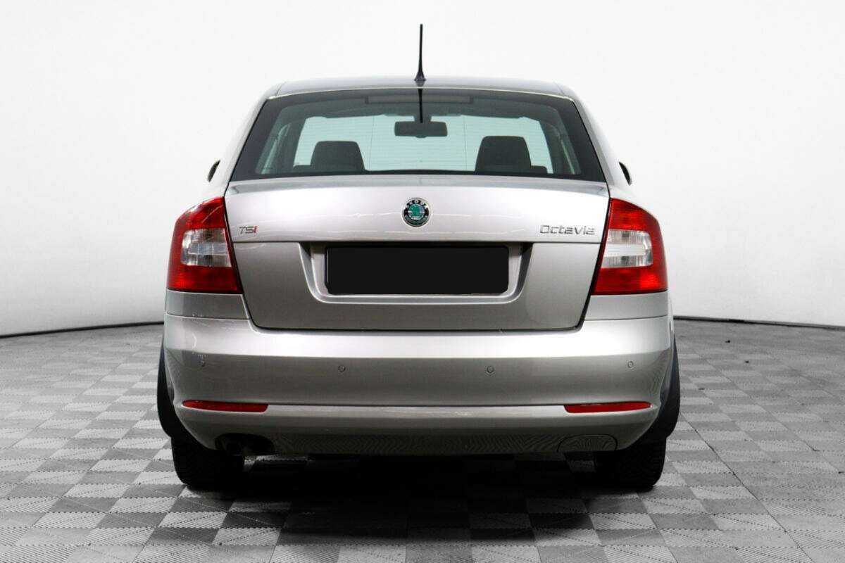 Skoda Octavia с пробегом — 2011 год. Фото: #5