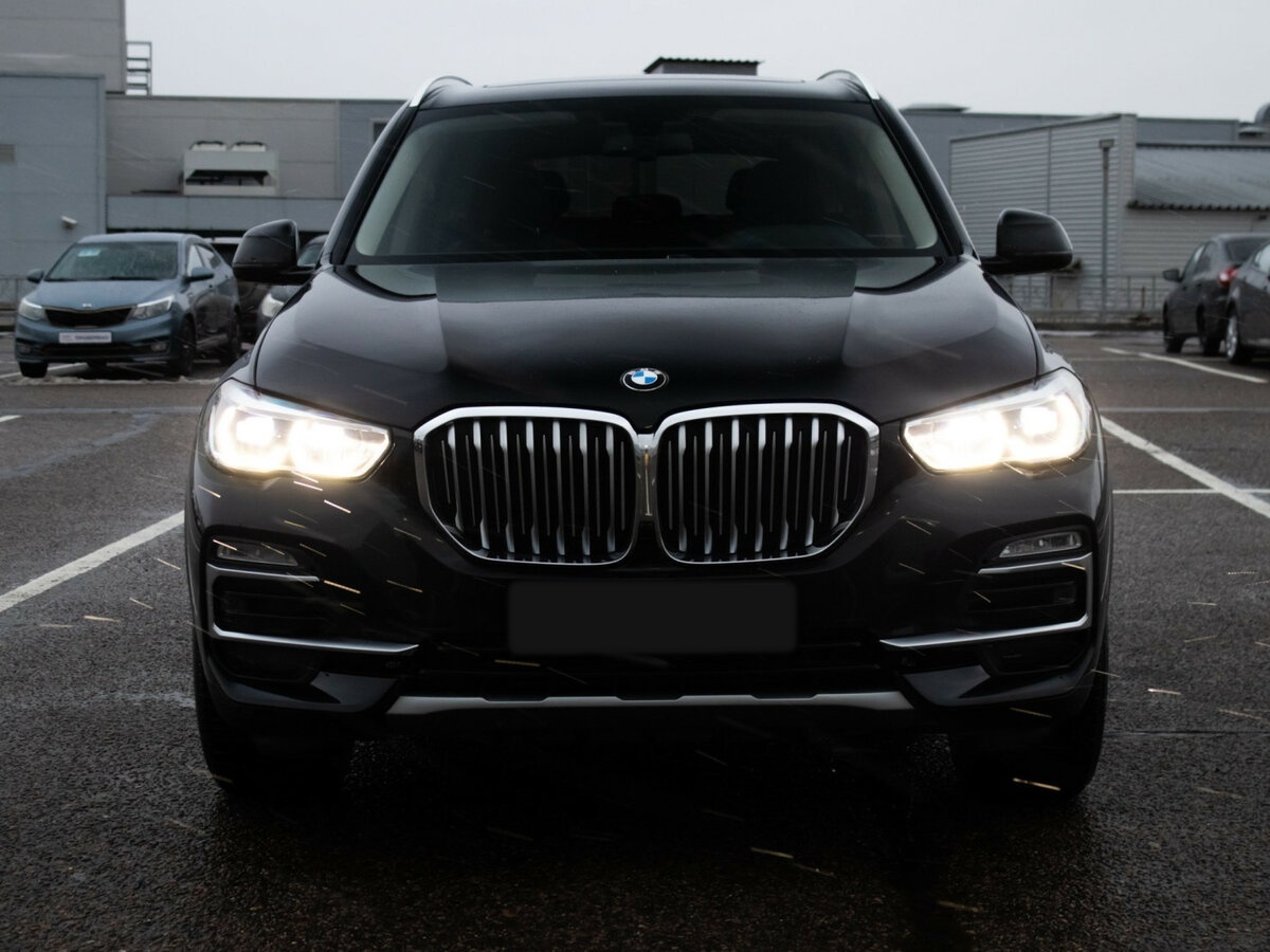 BMW X5 с пробегом — 2020 год. Фото: #1
