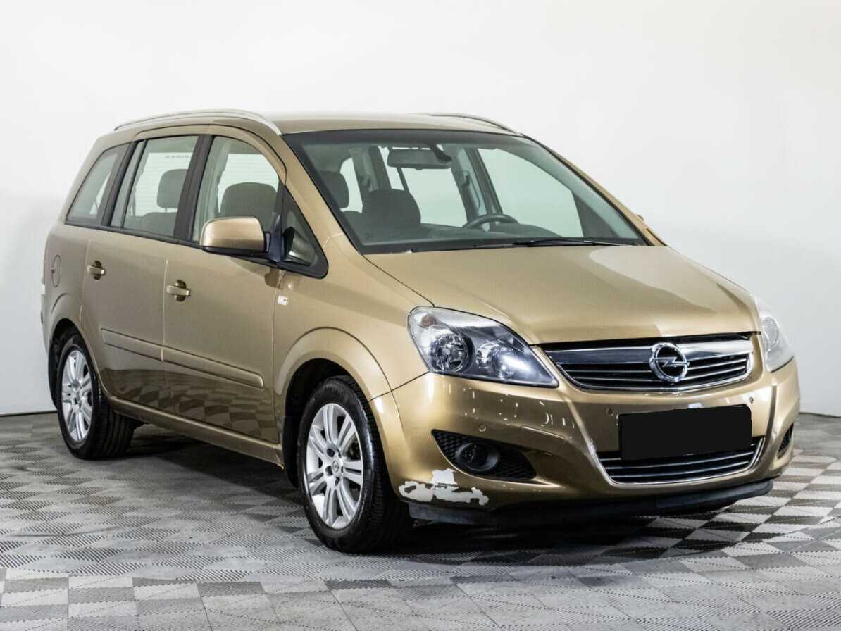 Opel Zafira с пробегом — 2012 год. Фото: #2
