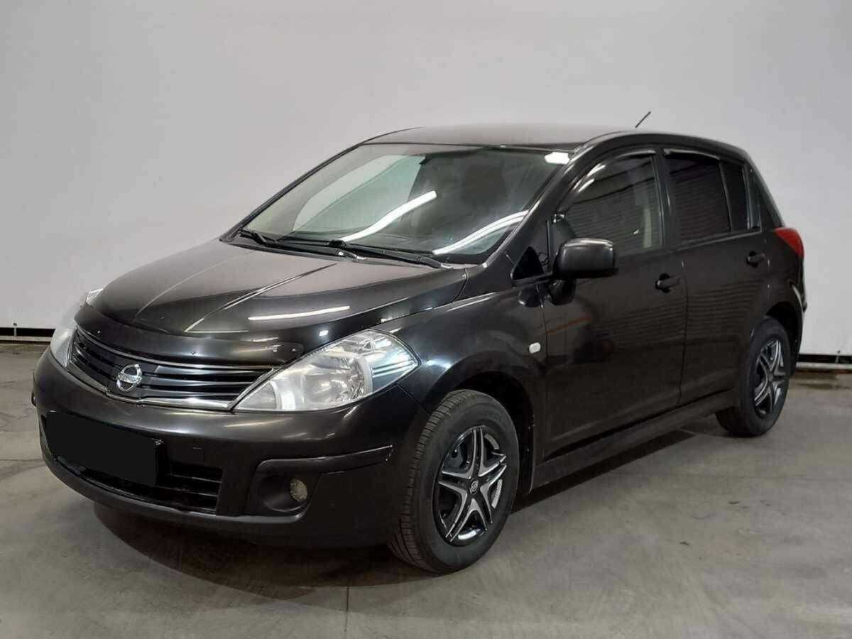 Nissan Tiida с пробегом — 2011 год. Фото: #0