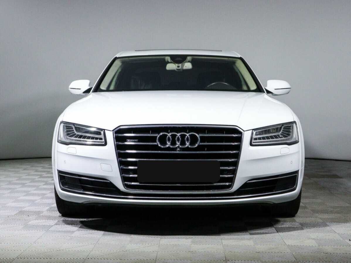 Audi A8 с пробегом — 2015 год. Фото: #1