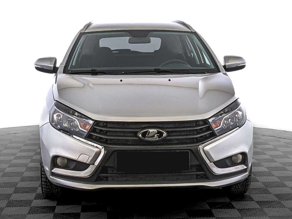 Lada (ВАЗ) Vesta с пробегом — 2021 год. Фото: #1