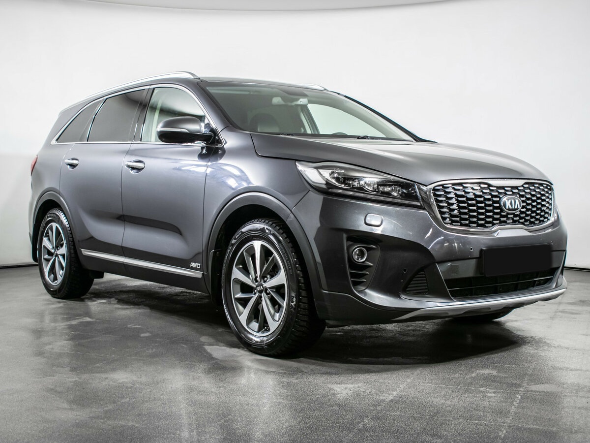 Kia Sorento с пробегом — 2017 год. Фото: #2