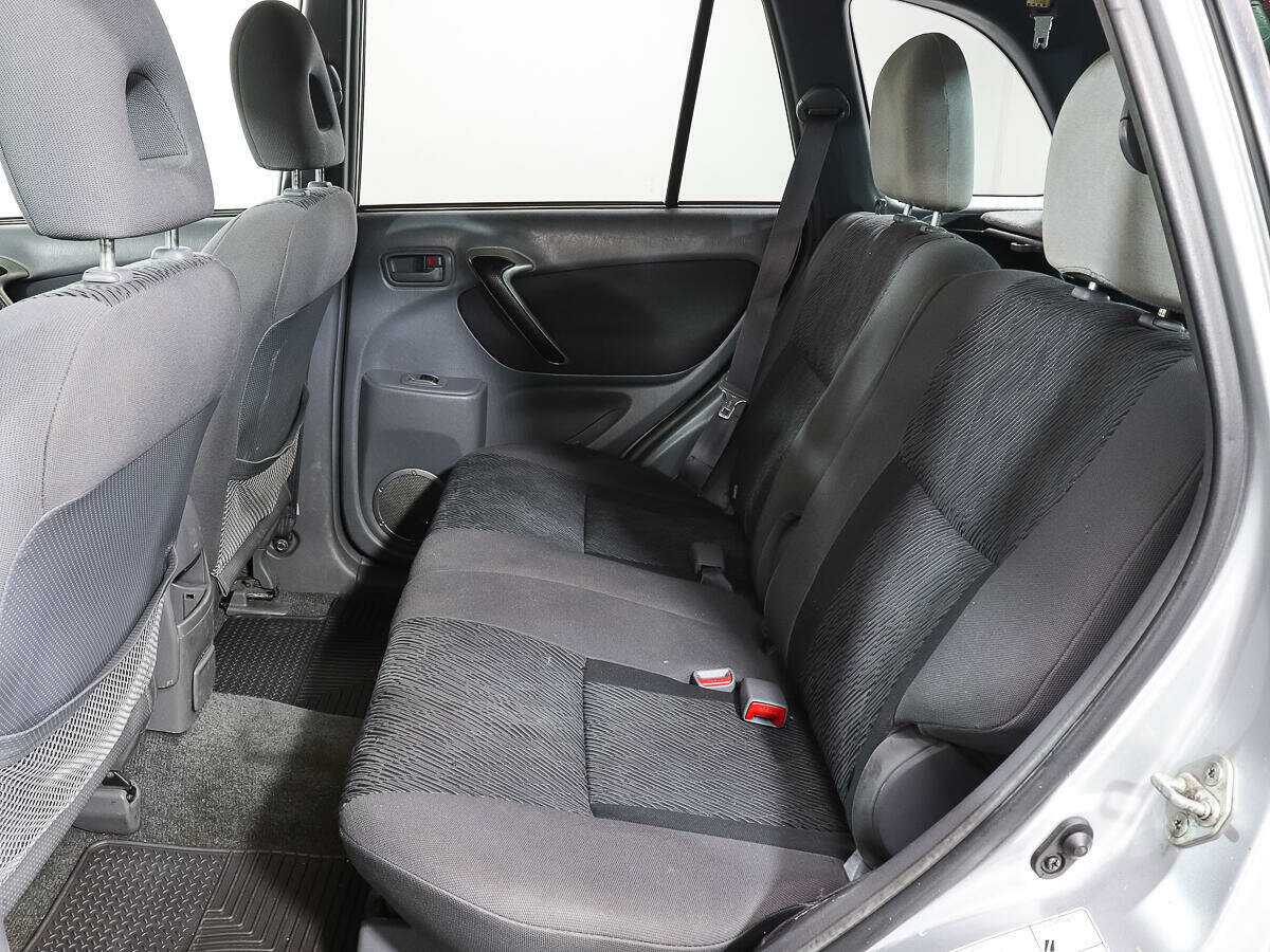 Toyota RAV4 с пробегом — 2002 год. Фото: #8