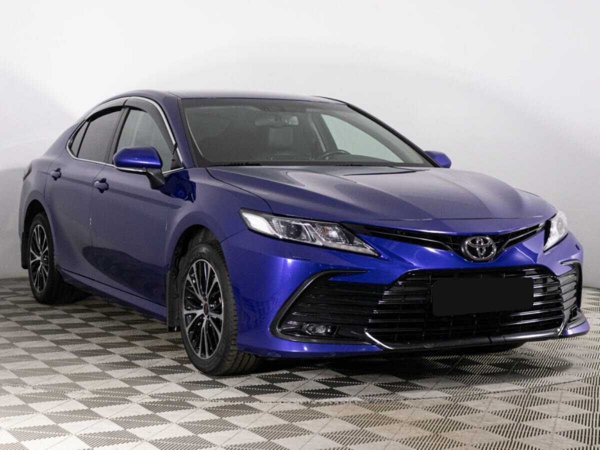 Toyota Camry с пробегом — 2021 год. Фото: #2