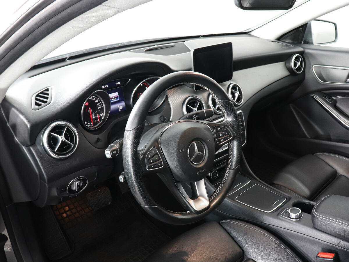 Mercedes-Benz CLA с пробегом — 2016 год. Фото: #6