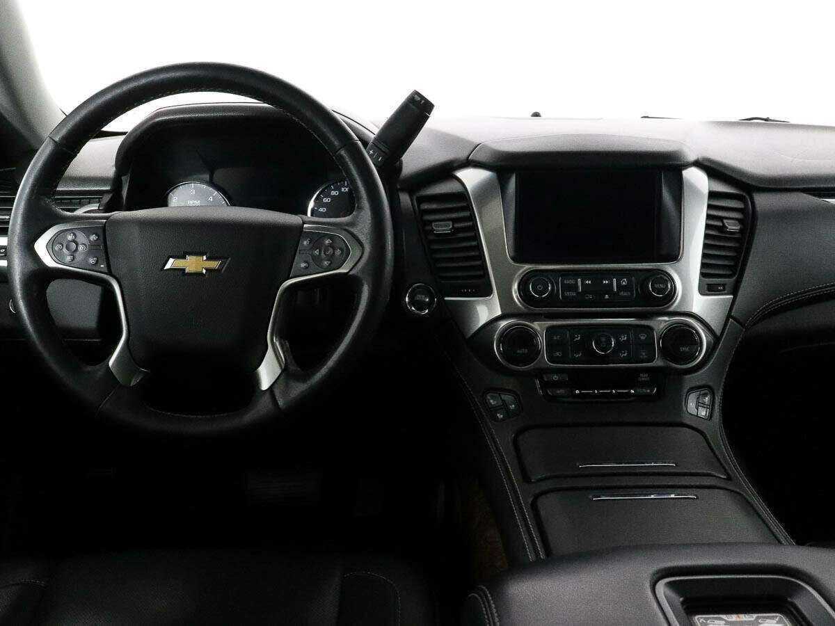 Chevrolet Tahoe с пробегом — 2017 год. Фото: #10