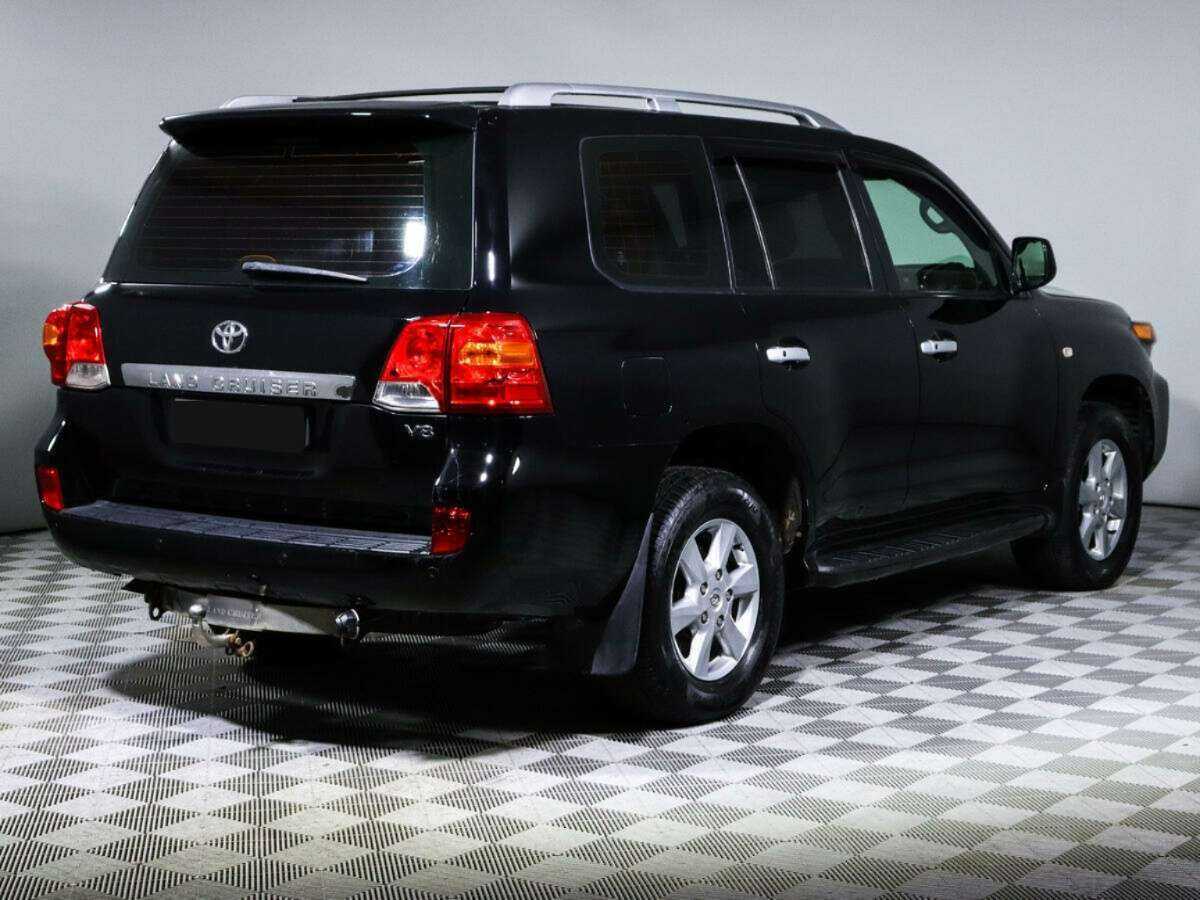 Toyota Land Cruiser с пробегом — 2008 год. Фото: #3