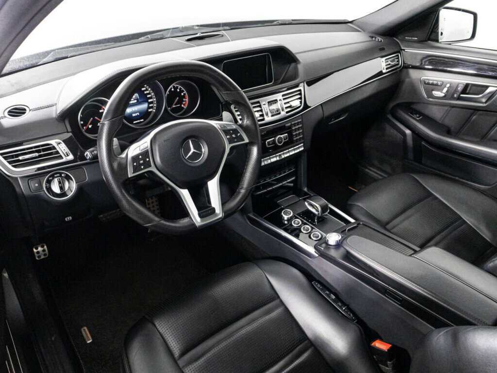 Mercedes-Benz E-Класс AMG с пробегом — 2014 год. Фото: #10