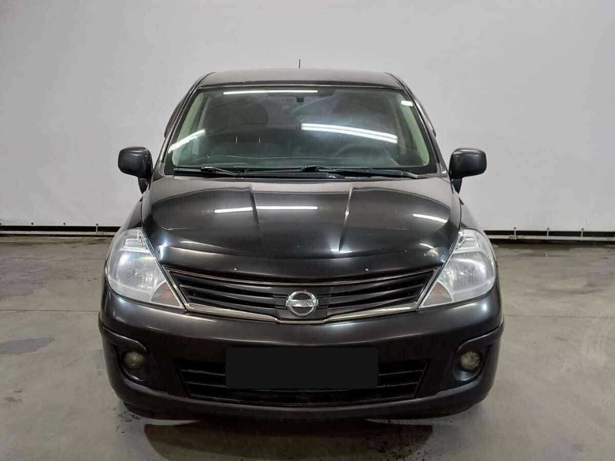 Nissan Tiida с пробегом — 2011 год. Фото: #1